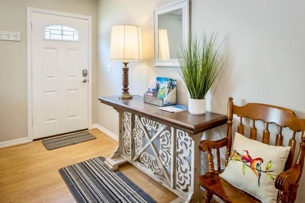 Life'S A Breeze - Updated 3Br 5Min To Pcola Beach Gulf Breeze Bagian luar foto