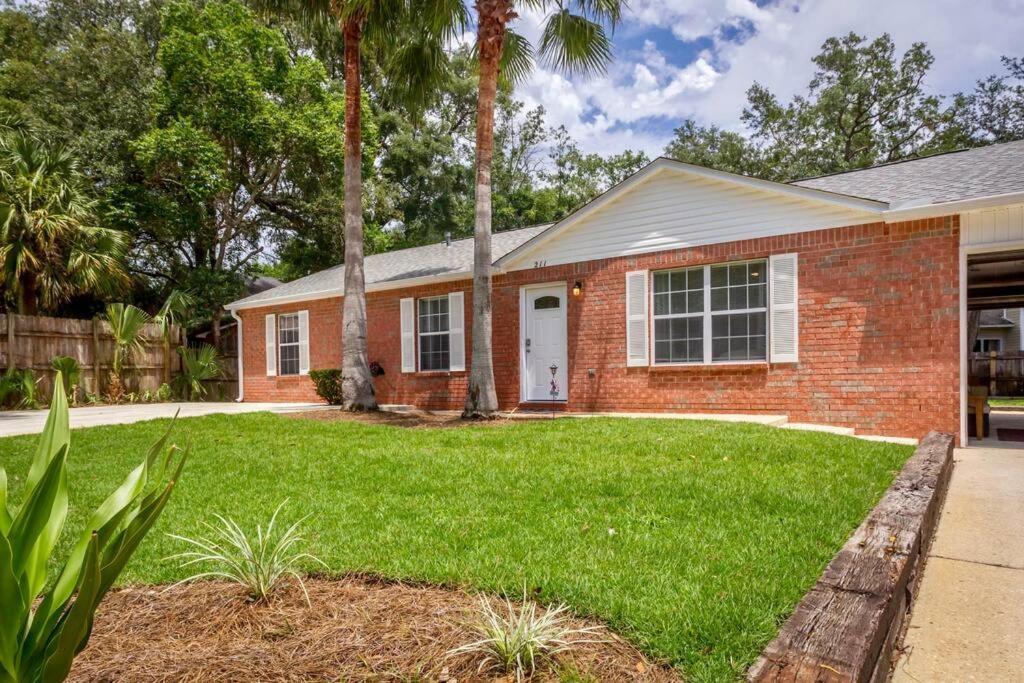 Life'S A Breeze - Updated 3Br 5Min To Pcola Beach Gulf Breeze Bagian luar foto