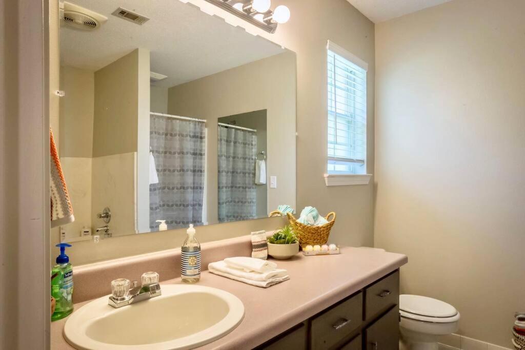 Life'S A Breeze - Updated 3Br 5Min To Pcola Beach Gulf Breeze Bagian luar foto