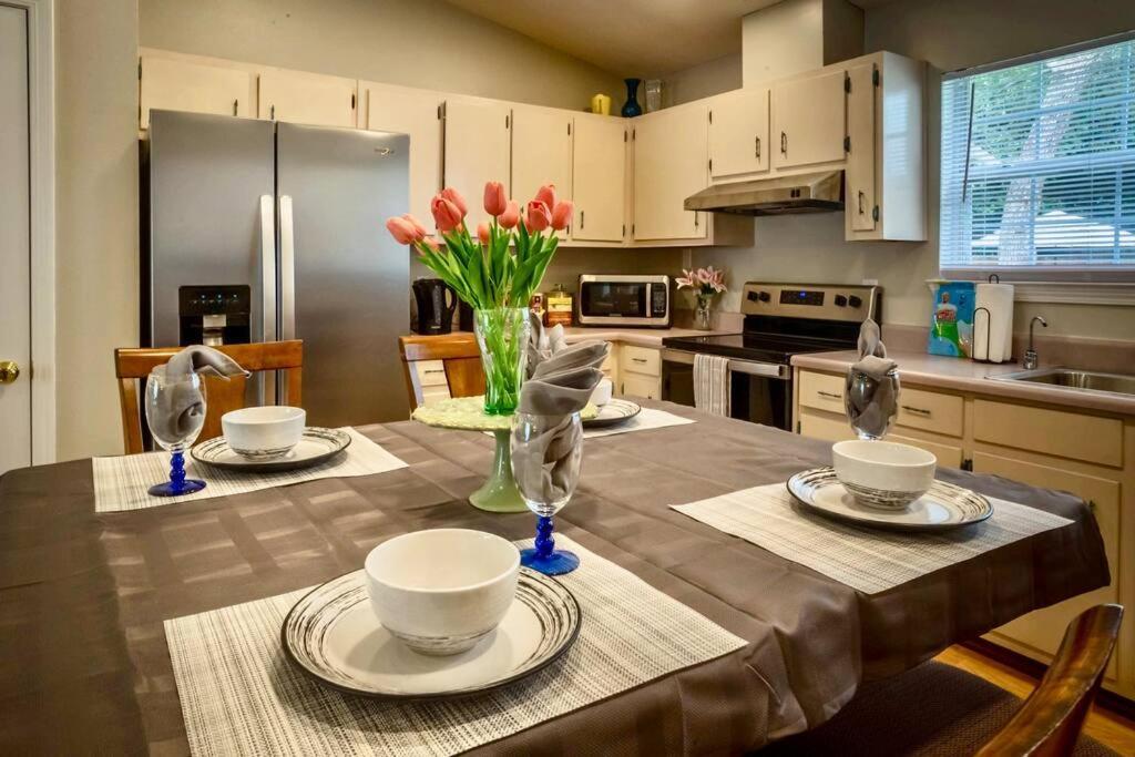 Life'S A Breeze - Updated 3Br 5Min To Pcola Beach Gulf Breeze Bagian luar foto