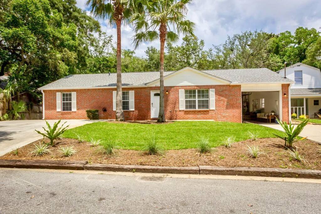 Life'S A Breeze - Updated 3Br 5Min To Pcola Beach Gulf Breeze Bagian luar foto