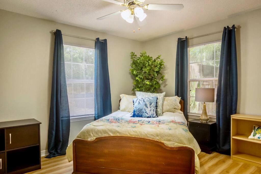 Life'S A Breeze - Updated 3Br 5Min To Pcola Beach Gulf Breeze Bagian luar foto