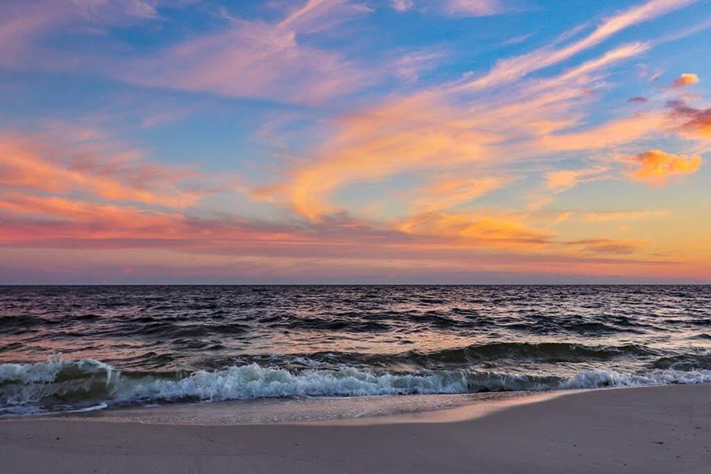 Life'S A Breeze - Updated 3Br 5Min To Pcola Beach Gulf Breeze Bagian luar foto